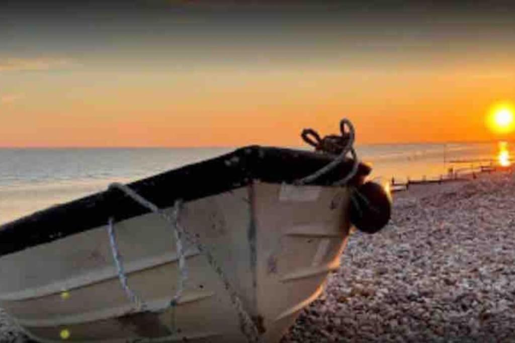 The Sails Villa East Wittering Exterior foto